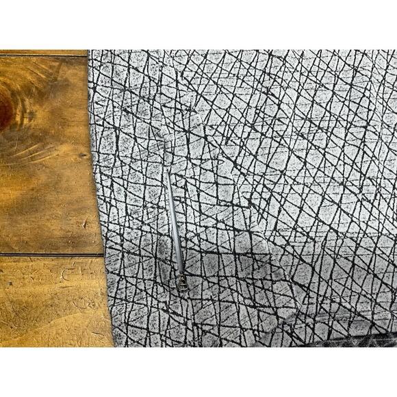 Lululemon Men's Large Grey Crackle Print Long Sleeve Surge Warm Crew Pullover - Picture 5 of 12